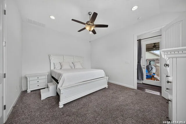 4723 ISLAND HOLW Marion, TX 78124