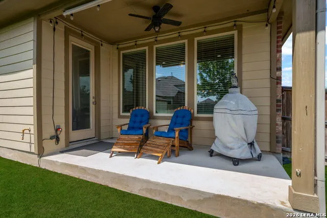 4723 ISLAND HOLW Marion, TX 78124