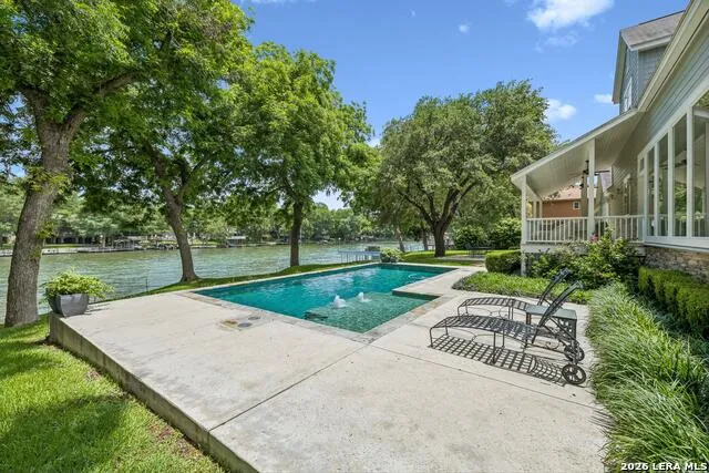 2319 Terminal Loop McQueeney, TX 78123