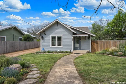 248 Travis St