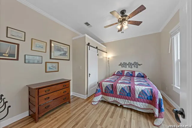 248 Travis St Kerrville, TX 78028