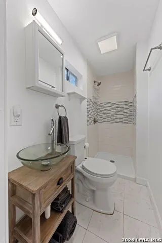 248 Travis St Kerrville, TX 78028