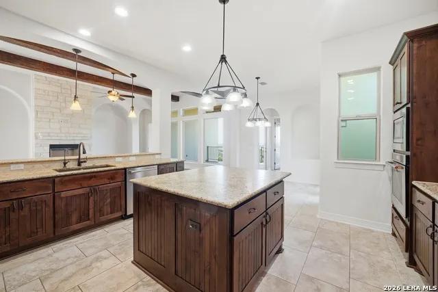 6706 Bella Colina San Antonio, TX 78256