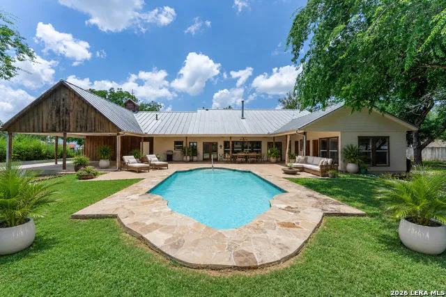1690 WATERWAY LN New Braunfels, TX 78130