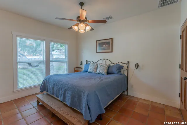 1690 WATERWAY LN New Braunfels, TX 78130