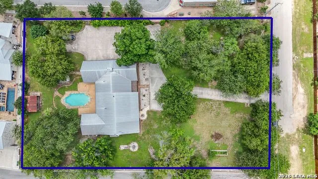 1690 WATERWAY LN New Braunfels, TX 78130