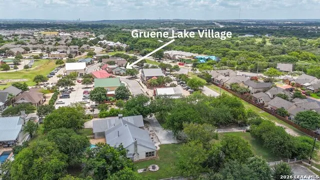 1690 WATERWAY LN New Braunfels, TX 78130