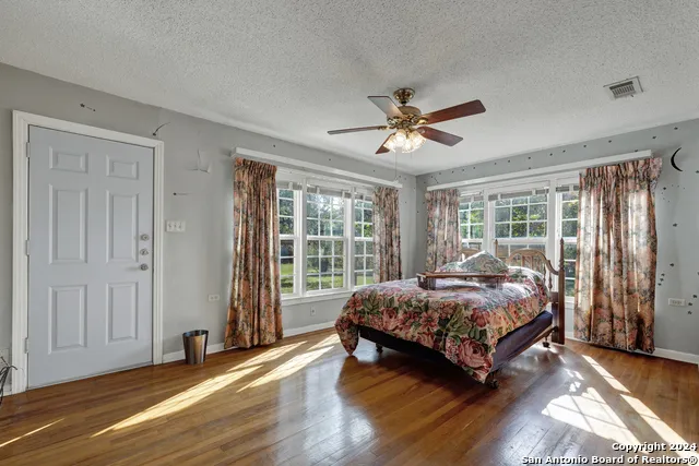 800 Bishop San Marcos, TX 78666