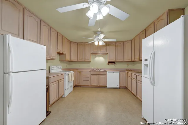 800 Bishop San Marcos, TX 78666