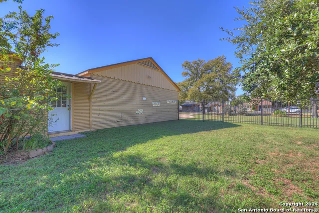 800 Bishop San Marcos, TX 78666