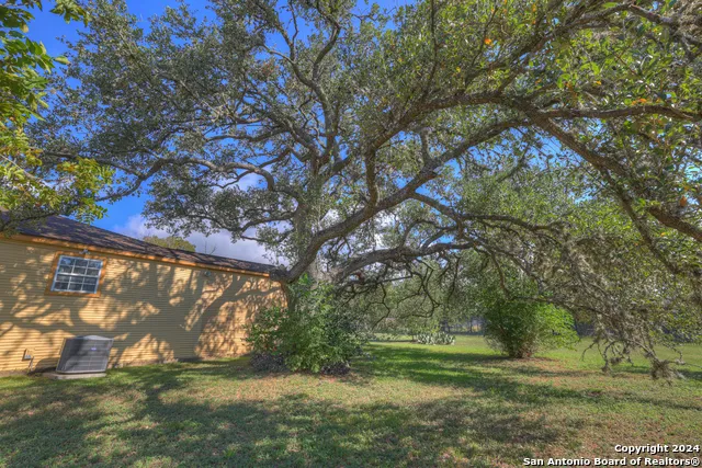 800 Bishop San Marcos, TX 78666