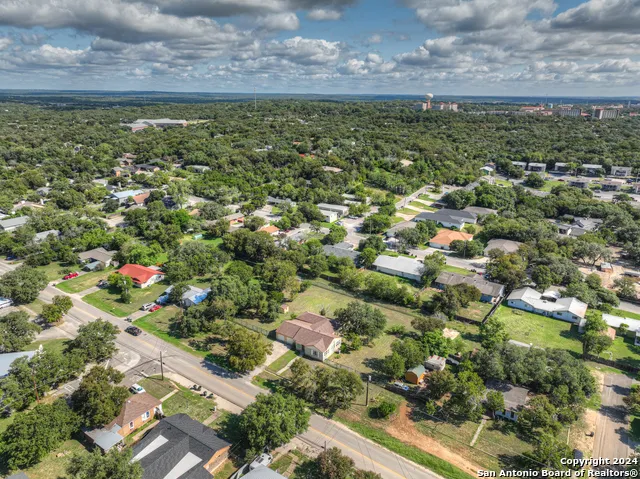 800 Bishop San Marcos, TX 78666