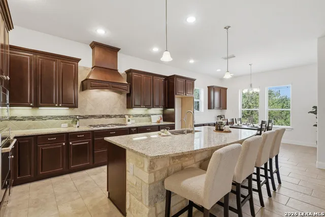 8930 IRVING HL Boerne, TX 78015