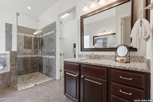 8930 IRVING HL Boerne, TX 78015