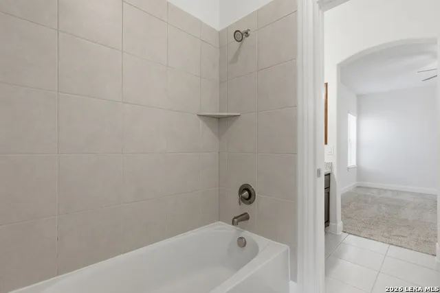 8930 IRVING HL Boerne, TX 78015
