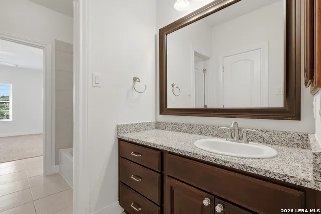 8930 IRVING HL Boerne, TX 78015