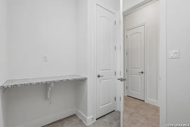 8930 IRVING HL Boerne, TX 78015