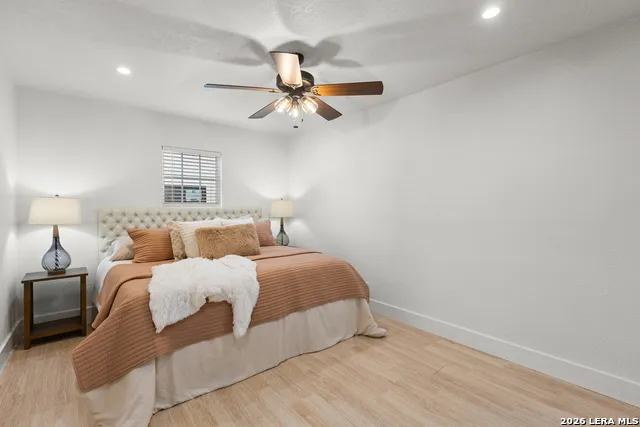 115 FREDONIA ST San Antonio, TX 78203