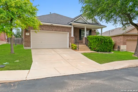 2747 Trinity Glade