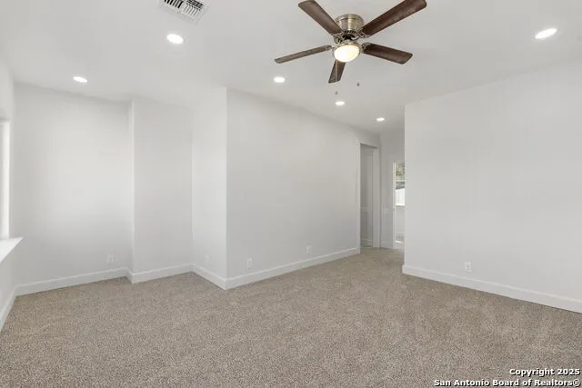 7310 Cresta Bulivar San Antonio, TX 78256