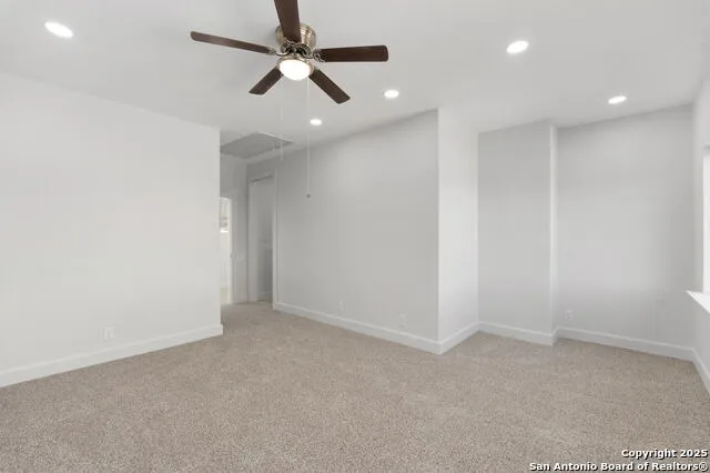 7310 Cresta Bulivar San Antonio, TX 78256