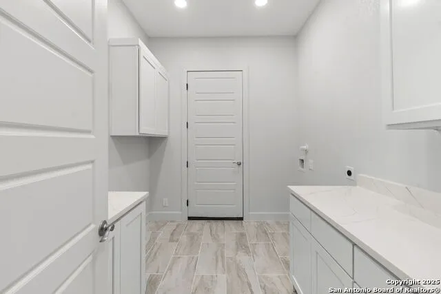 7310 Cresta Bulivar San Antonio, TX 78256