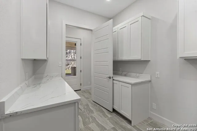 7310 Cresta Bulivar San Antonio, TX 78256
