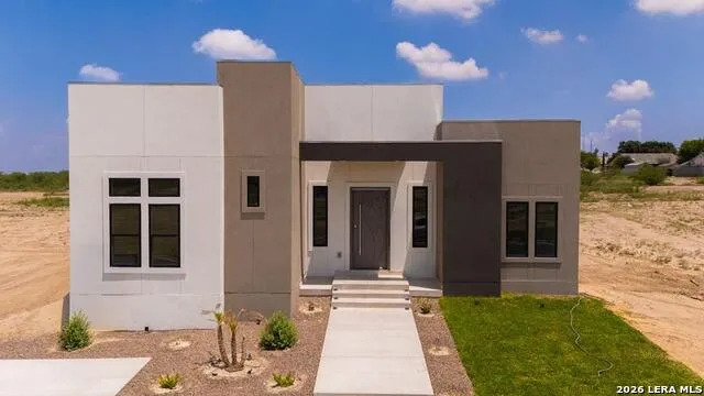 825 Ceniza Dr. Eagle Pass, TX 78852