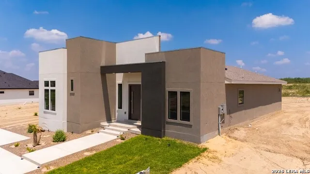 825 Ceniza Dr. Eagle Pass, TX 78852