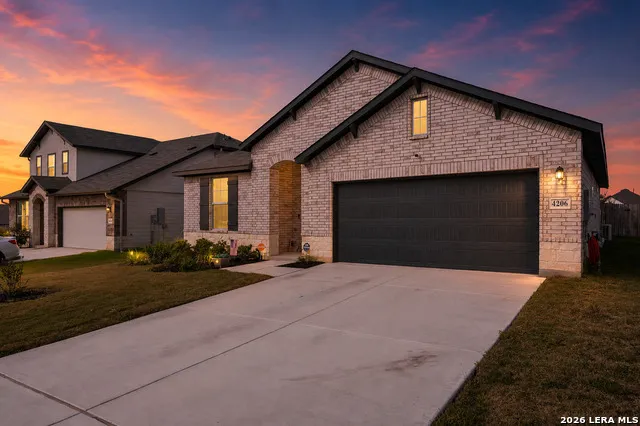 4206 ISLAND RUN Marion, TX 78124