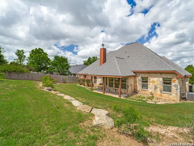 1117 Running Buck Ln Fredericksburg, TX 78624