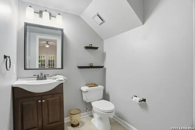13502 CHARTER BEND DR San Antonio, TX 78231