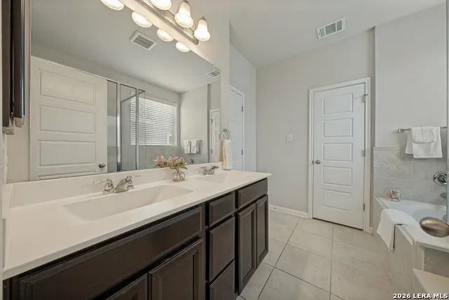 13302 ANTELOPE RUN St Hedwig, TX 78152