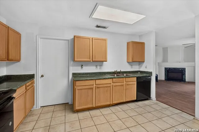 6435 Flatstone Pass Converse, TX 78109