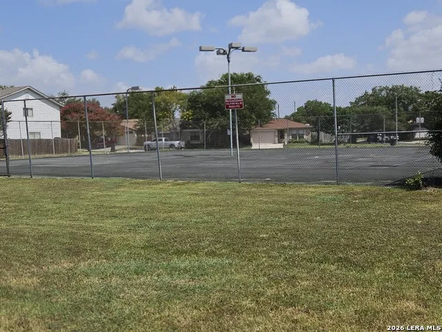 6435 Flatstone Pass Converse, TX 78109