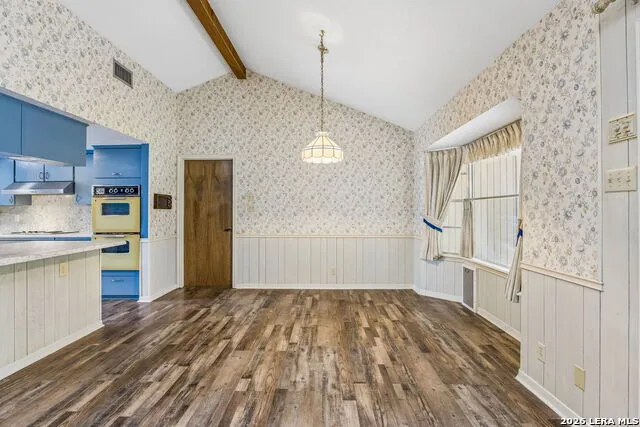 108 W LAUREL LN San Marcos, TX 78666