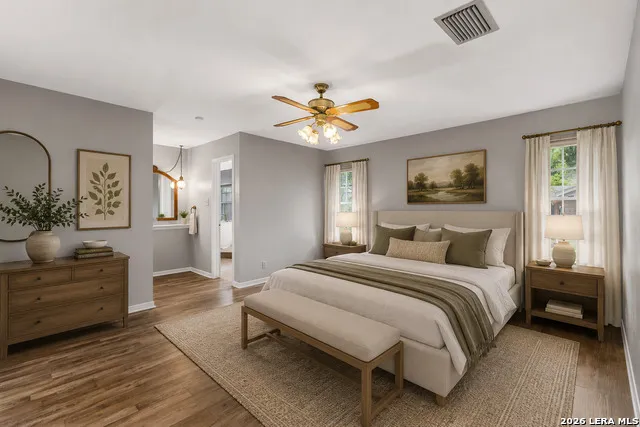 108 W LAUREL LN San Marcos, TX 78666