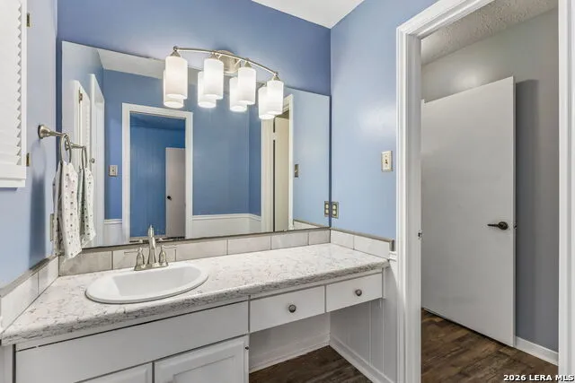108 W LAUREL LN San Marcos, TX 78666
