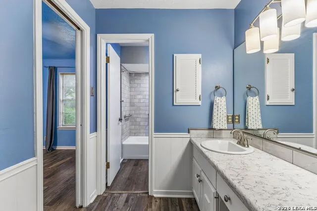 108 W LAUREL LN San Marcos, TX 78666