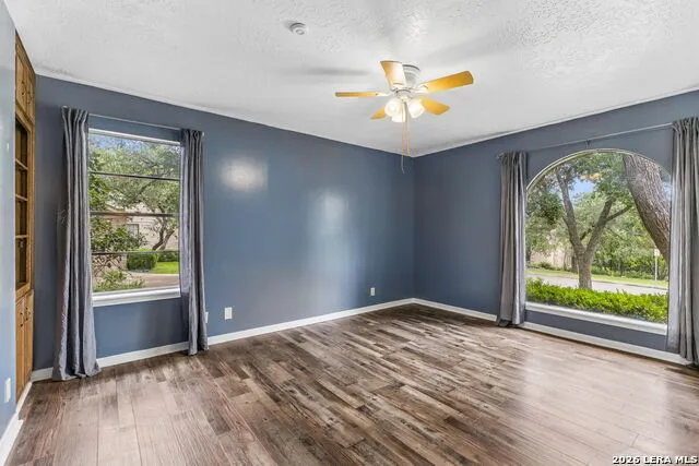 108 W LAUREL LN San Marcos, TX 78666
