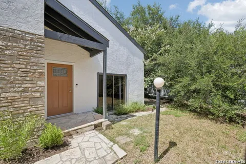 11810 Button Willow Cv