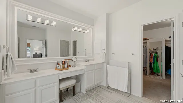 257 LAS BRISAS BLVD Seguin, TX 78155