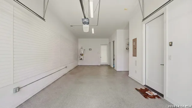 653 Stadtbach St ## 6 New Braunfels, TX 78130