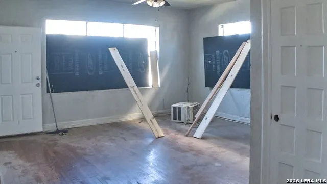 252 Natalen San Antonio, TX 78209
