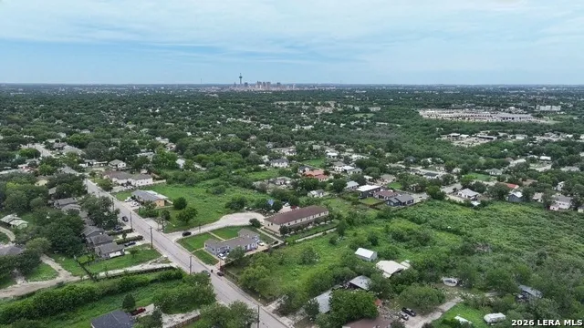 2523 Schubert San Antonio, TX 78210