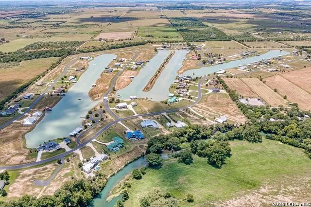 108 RIVER LAKES LN Martindale, TX 78655