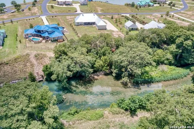 108 RIVER LAKES LN Martindale, TX 78655