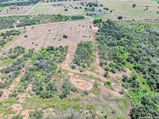 5986 Fm 1107 Unit B Stockdale, TX 78160
