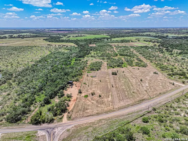 5986 Fm 1107 Unit B Stockdale, TX 78160