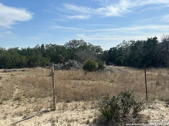 000 E Bear Springs Pipe Creek, TX 78063